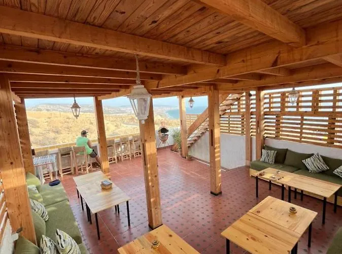 Cozy Surf House